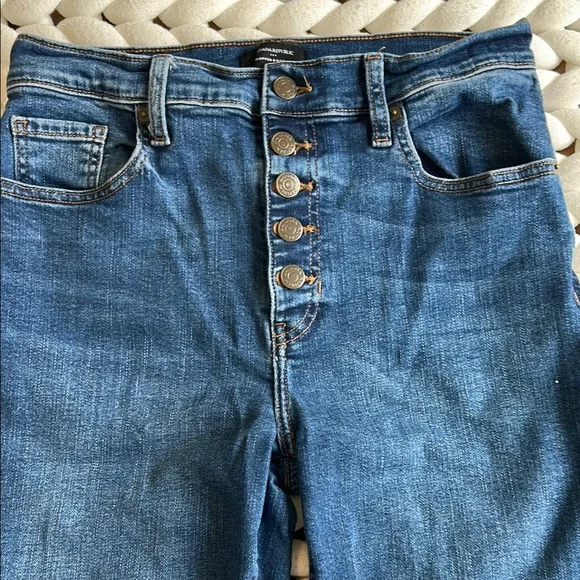 Banana Republic Cropped Bootcut Jeans - Picture 3 of 7